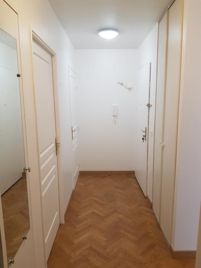 Cozy Room In Paris Ladefense Курбьовоа Екстериор снимка